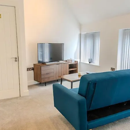 Aparotel Serviced Apartments - Stonehenge, Amesbury Town Centre Room photo