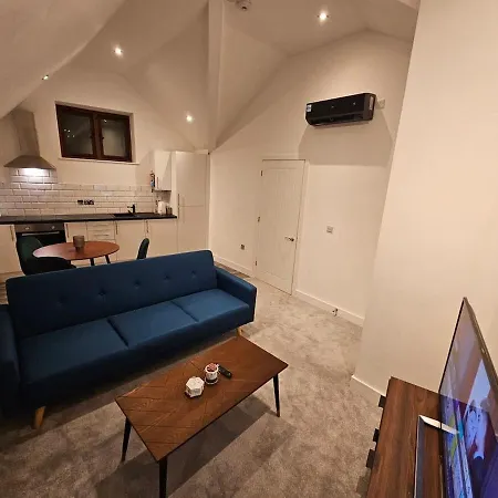 Aparotel Serviced Apartments - Stonehenge, Amesbury Town Centre Room photo