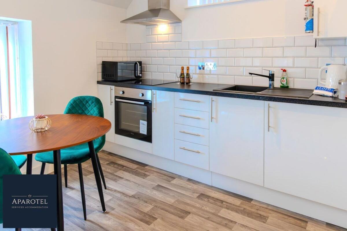 Aparotel Serviced - Stonehenge, Town Centre Amesbury