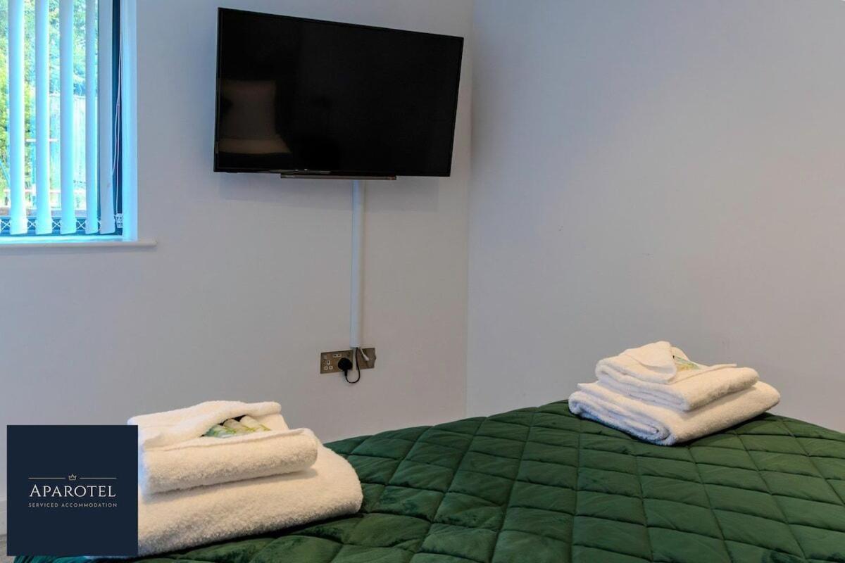 Aparotel Serviced - Stonehenge, Town Centre *